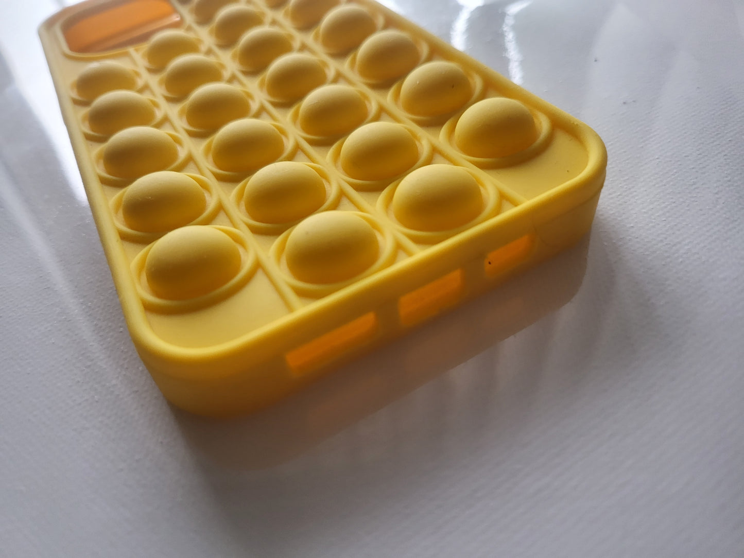 iPhoneProMax 12 and iPhoneProMax13 Silicone Bubble Pop Protective Case Protective Cover
